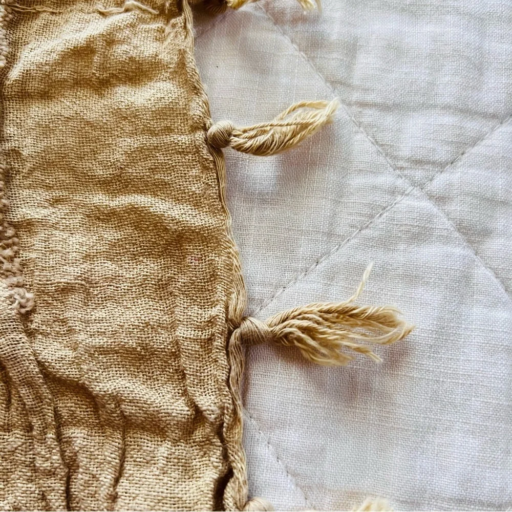 N/A 40”x45” cotton
